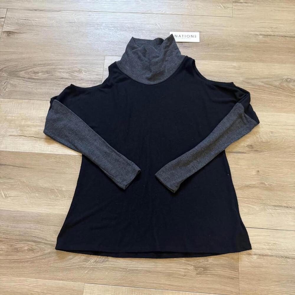 Nation LTD by Jen Menchaca NWT Lella Cold Shoulder Mock Neck Sweater Women's XS‎